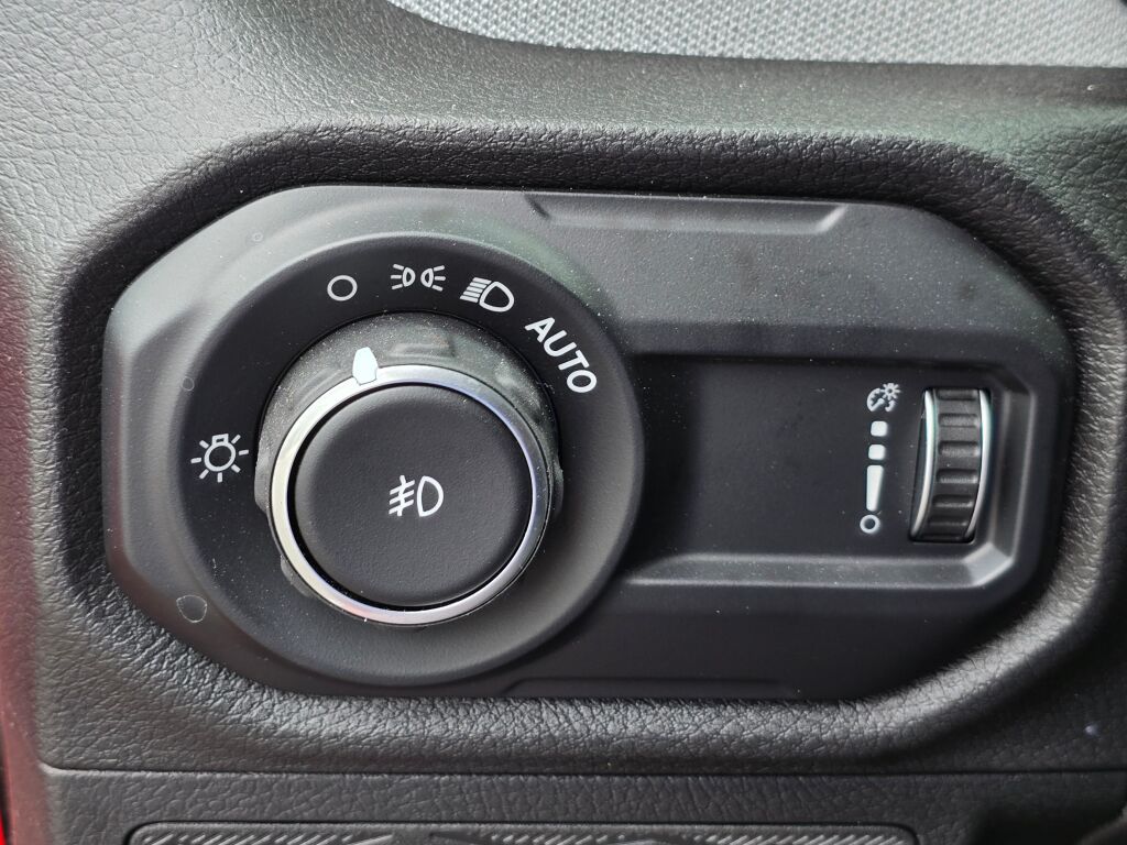 2025 Jeep Wrangler Sport S photo 25