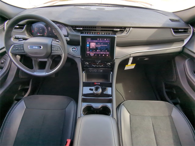 2025 Jeep Grand Cherokee Altitude X photo 15