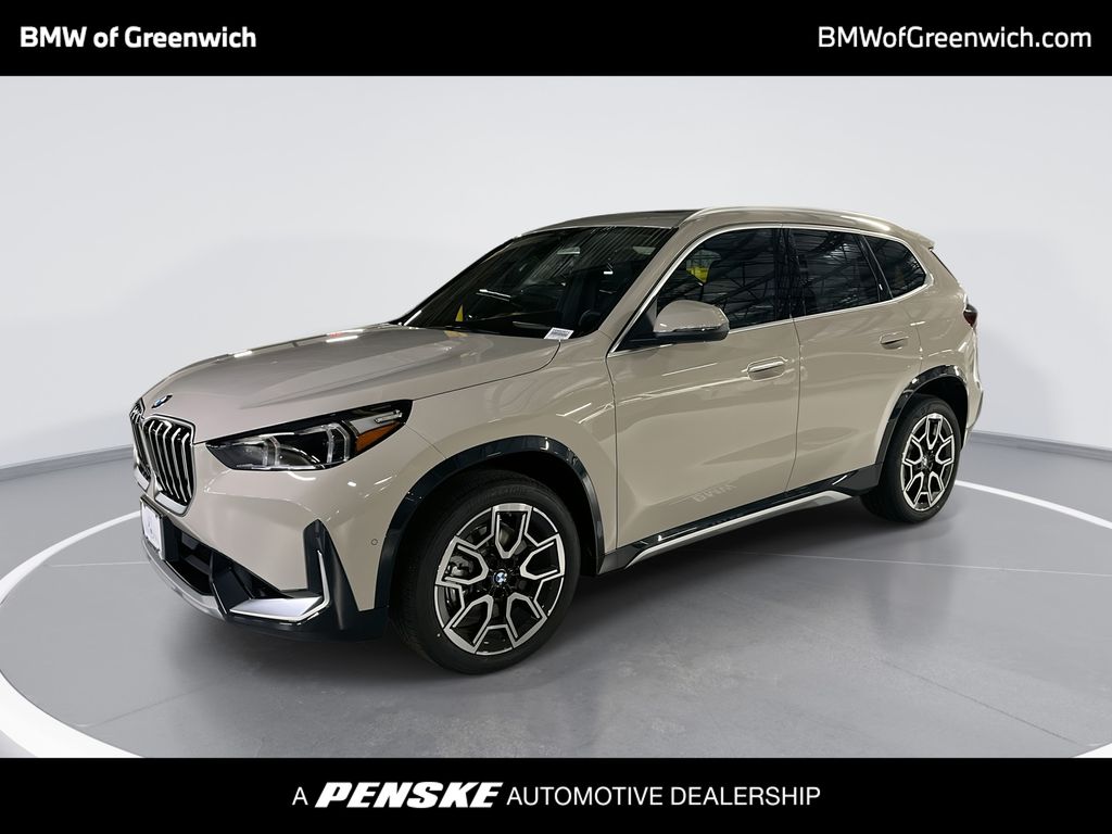 2026 BMW X1 28i's photo