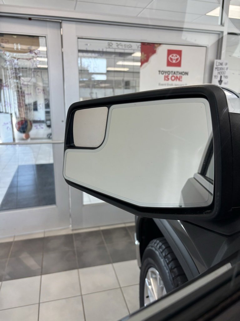 2019 Gmc Sierra 1500 SLT photo 7