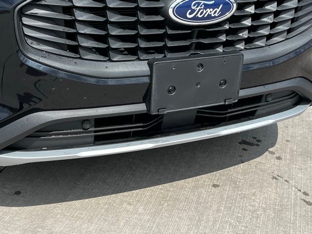 2023 Ford Escape Hybrid Active photo 3