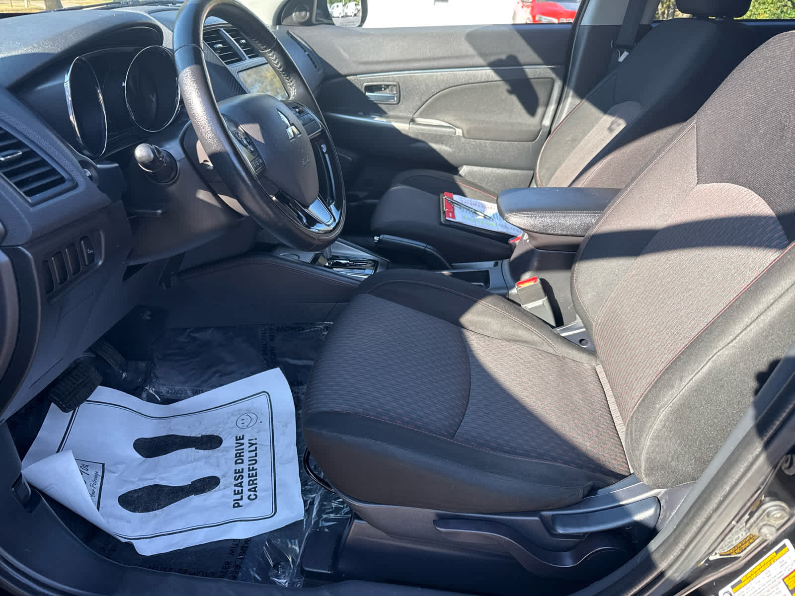 2019 Mitsubishi Outlander Sport SE photo 9