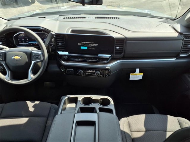 2025 Chevrolet Silverado 1500 LT photo 3