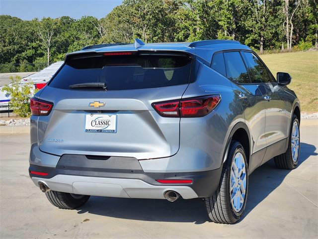 2025 Chevrolet Blazer 2LT photo 4