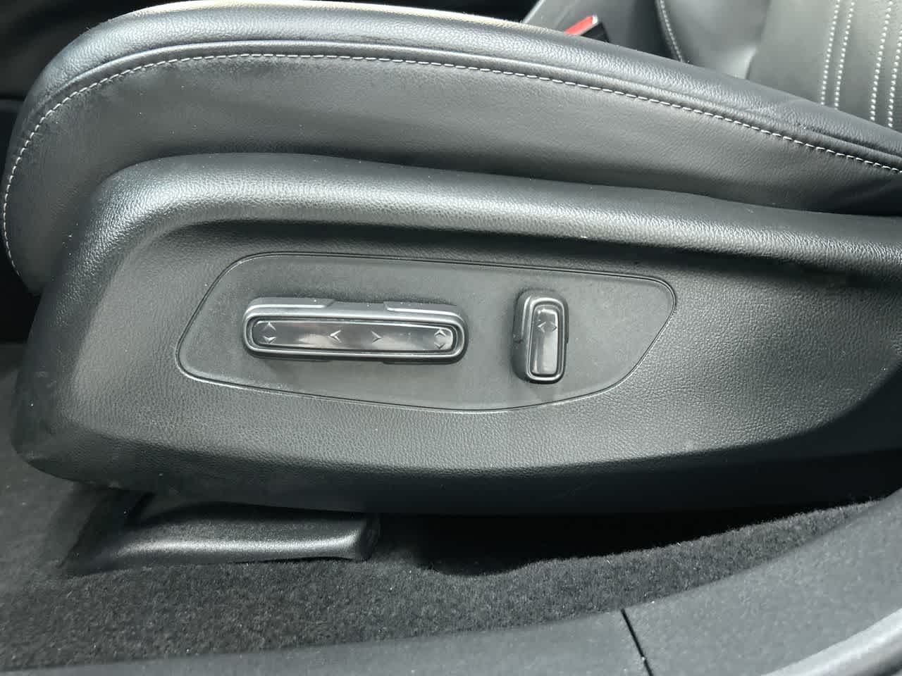 2024 Honda HR-V EX-L photo 14