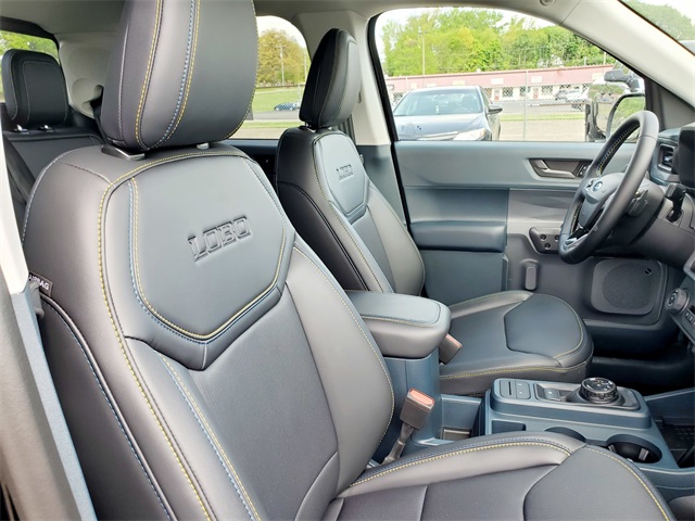 2025 Ford Maverick photo 13