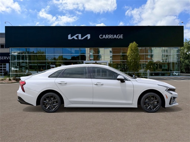 2025 Kia K5 LXS photo 4