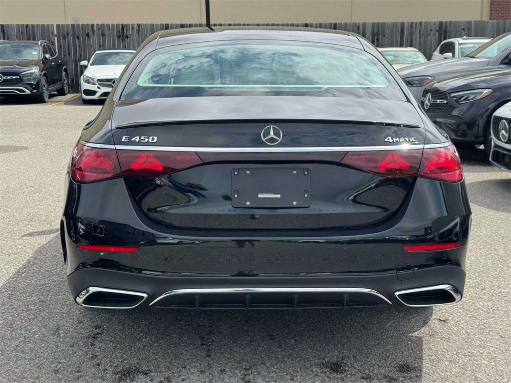 2026 Mercedes Benz E 450 4MATIC photo 4