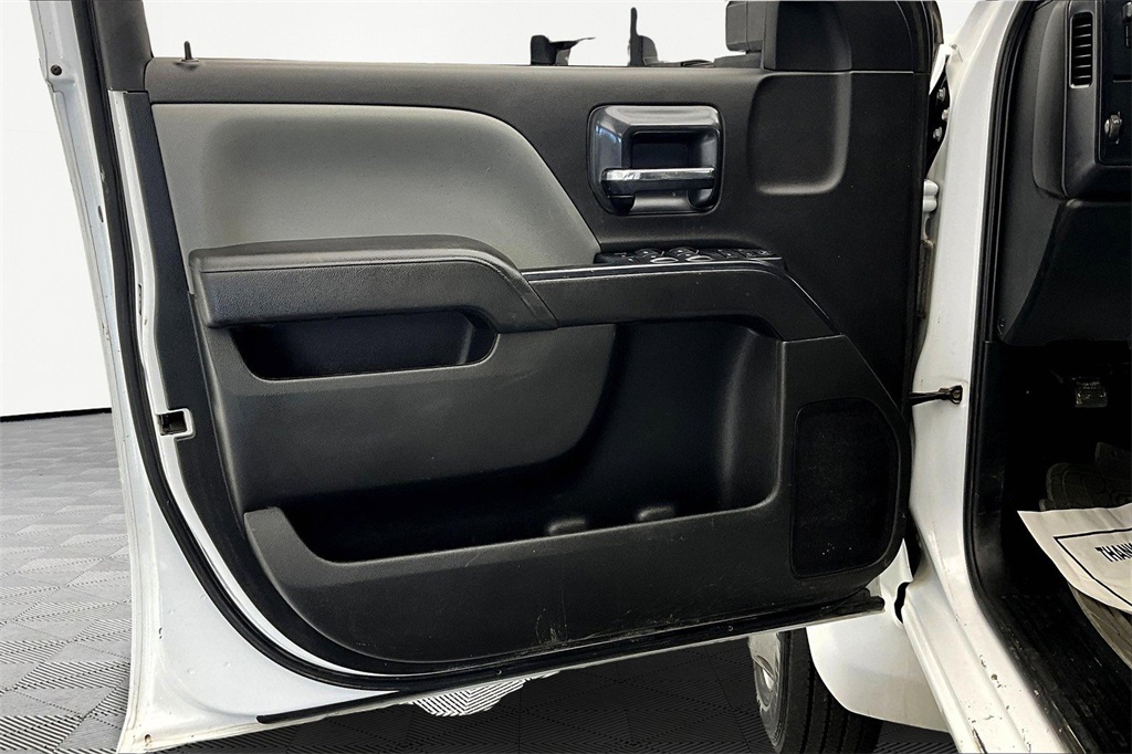 2022 Chevrolet Silverado 4500HD Work Truck photo 22