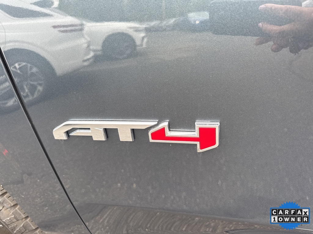 2021 Gmc Yukon AT4 photo 10