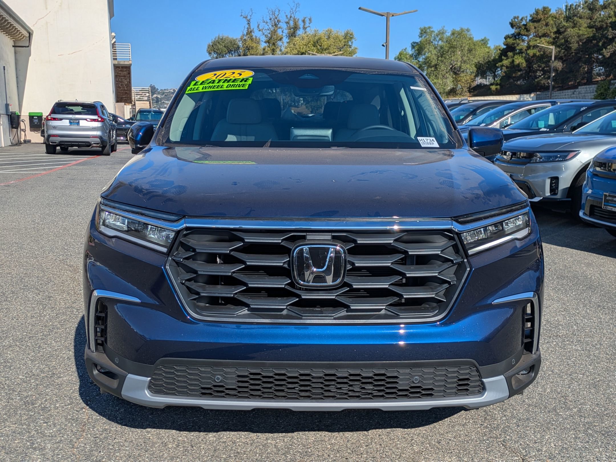 2025 Honda Pilot EX-L photo 8