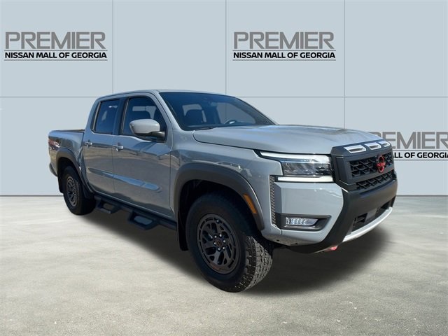 2025 Nissan Frontier PRO-4X photo 3