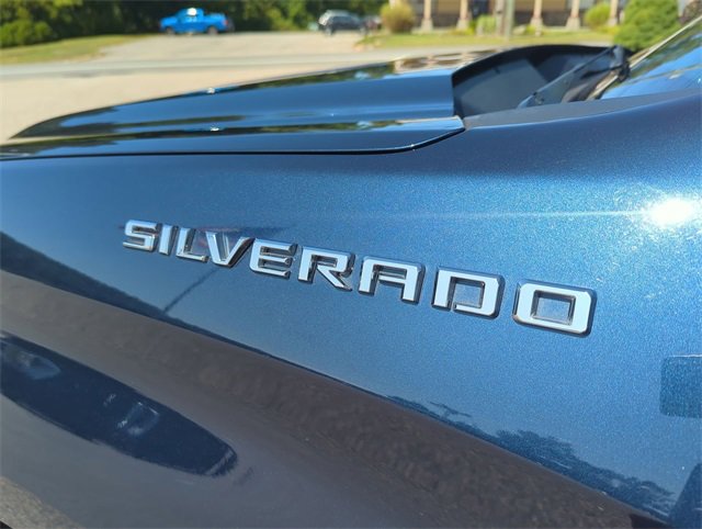 2022 Chevrolet Silverado 1500 Custom photo 14