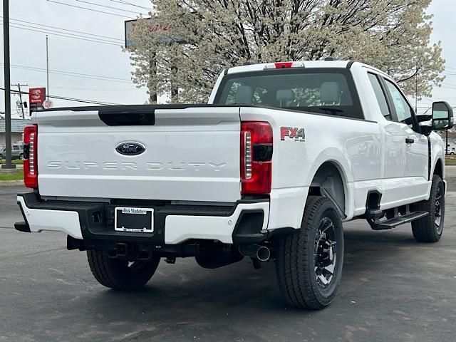 2025 Ford F-350 XL photo 11