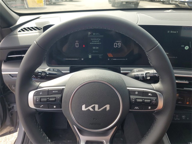2025 Kia K5 GT-Line photo 16