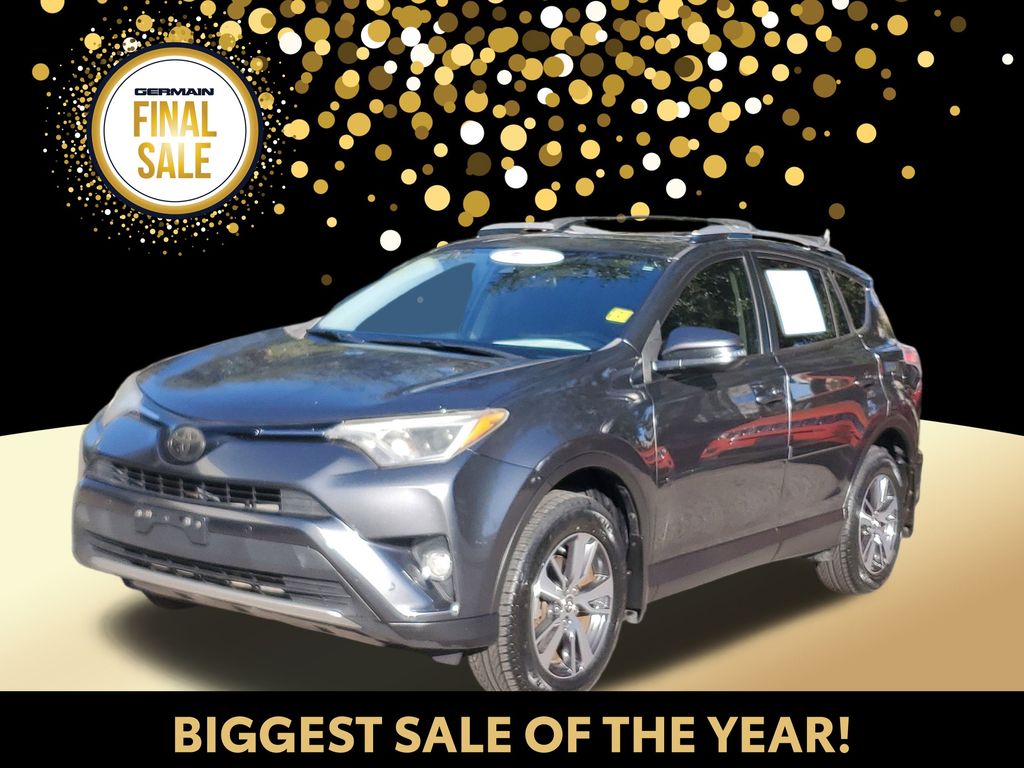 2016 Toyota RAV4 XLE's photo