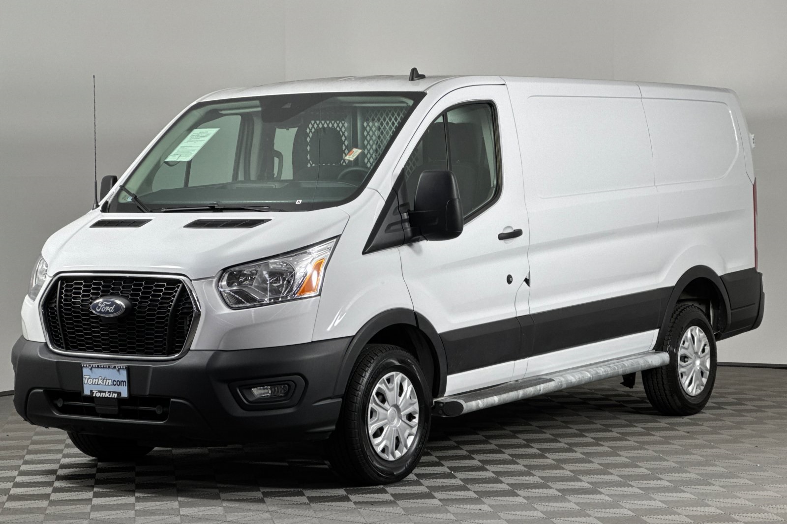 2021 Ford Transit Cargo Van photo 7
