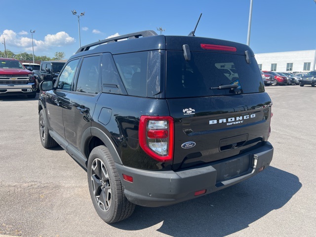 2022 Ford Bronco Sport Outer Banks photo 3