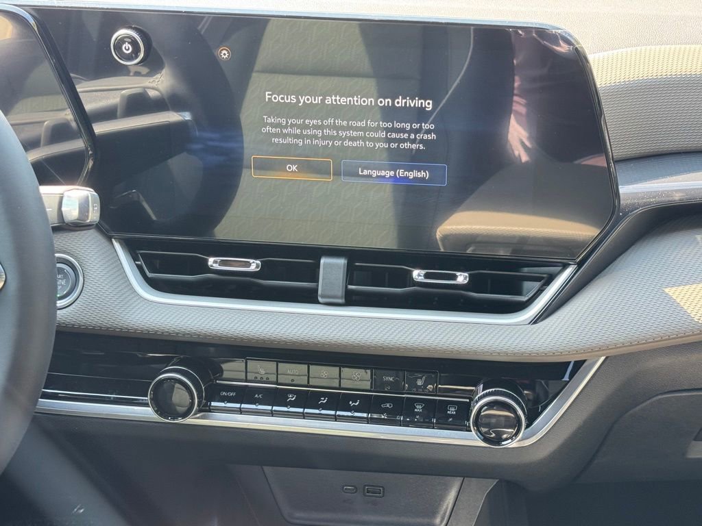 2026 Chevrolet Equinox LT photo 16