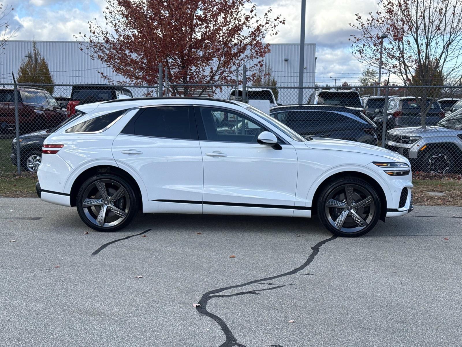 2025 Genesis GV70 3.5T Sport photo 4