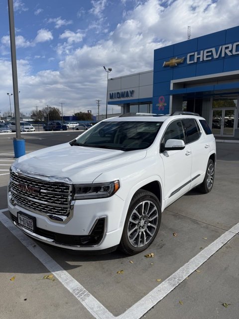 2023 Gmc Acadia Denali photo 2
