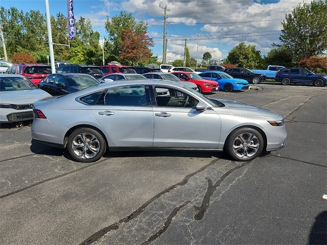 2024 Honda Accord EX photo 7