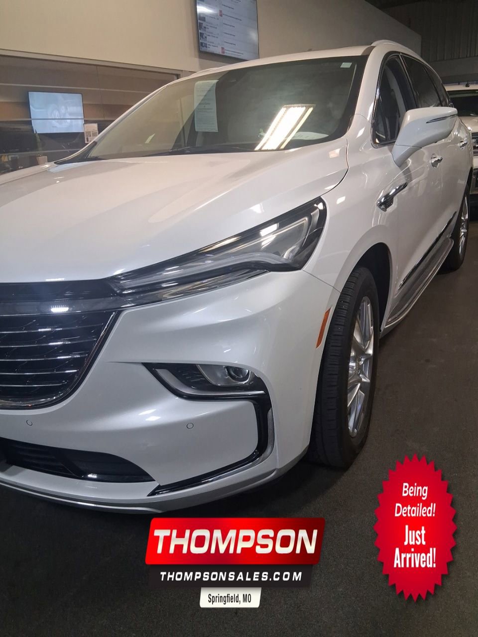 2022 Buick Enclave Essence's photo