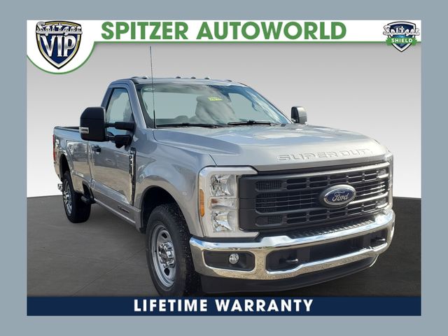 2024 Ford F-350 Super Duty XL's photo