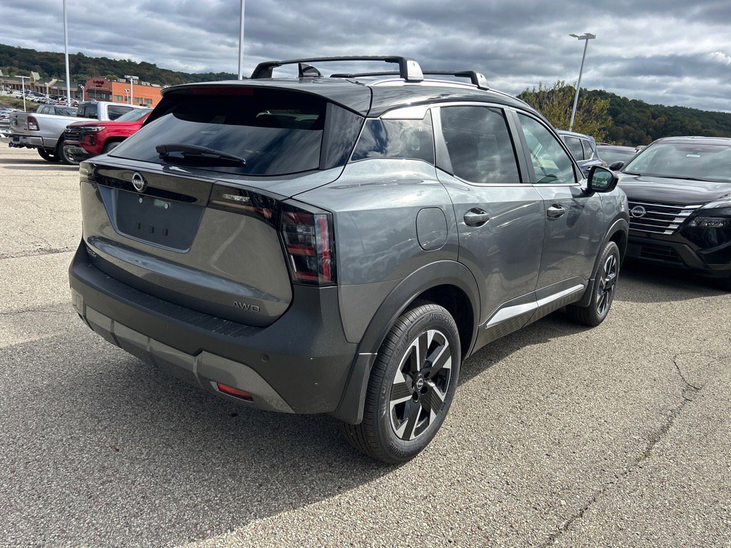 2026 Nissan Kicks SV photo 3
