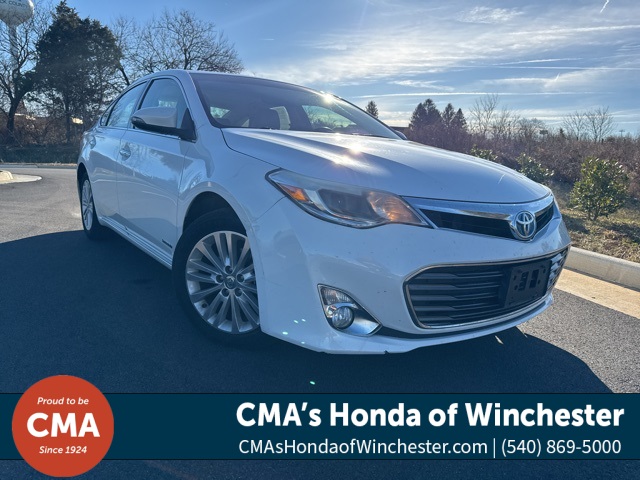 2014 Toyota Avalon XLE Premium Hybrid's photo