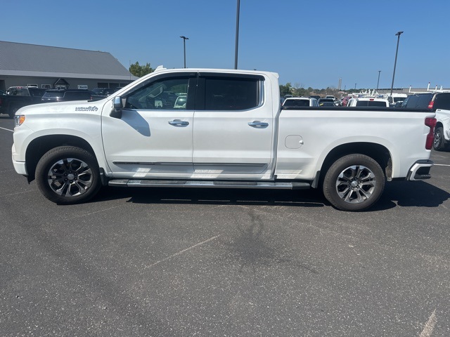 2022 Chevrolet Silverado 1500 High Country photo 4