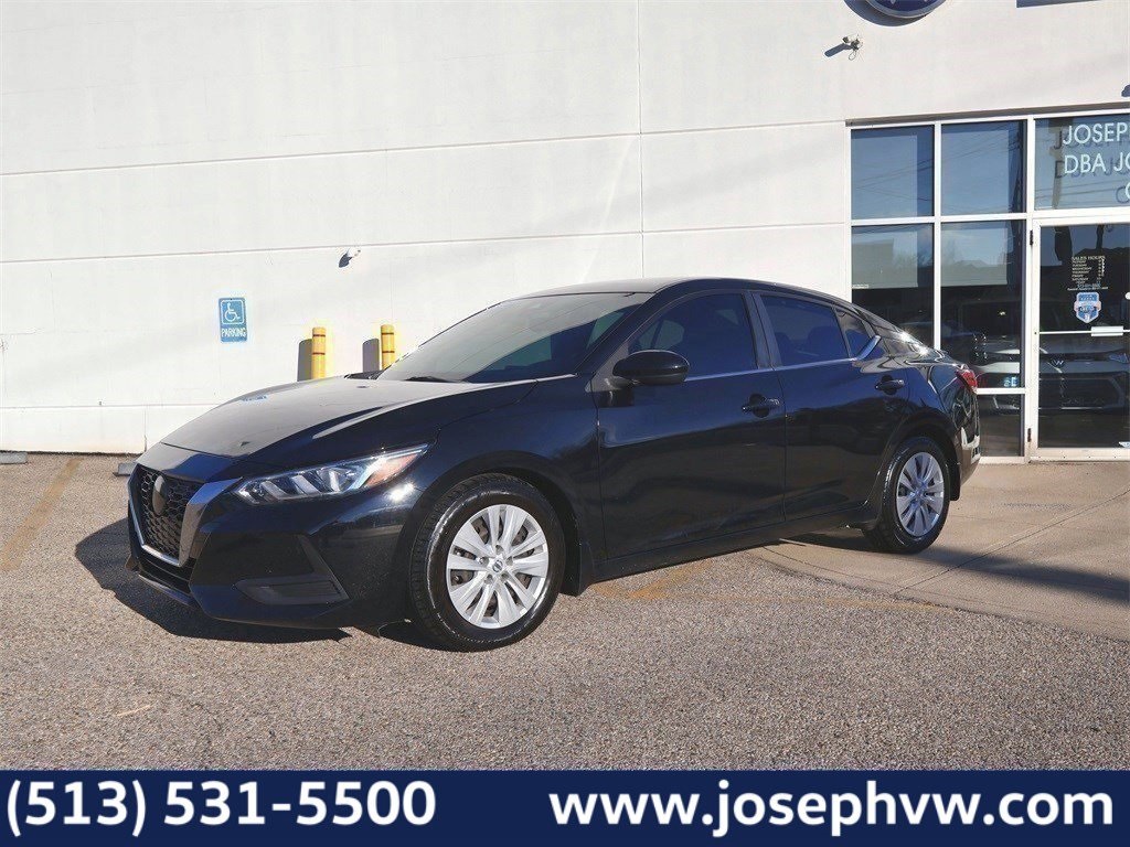 2022 Nissan Sentra S's photo