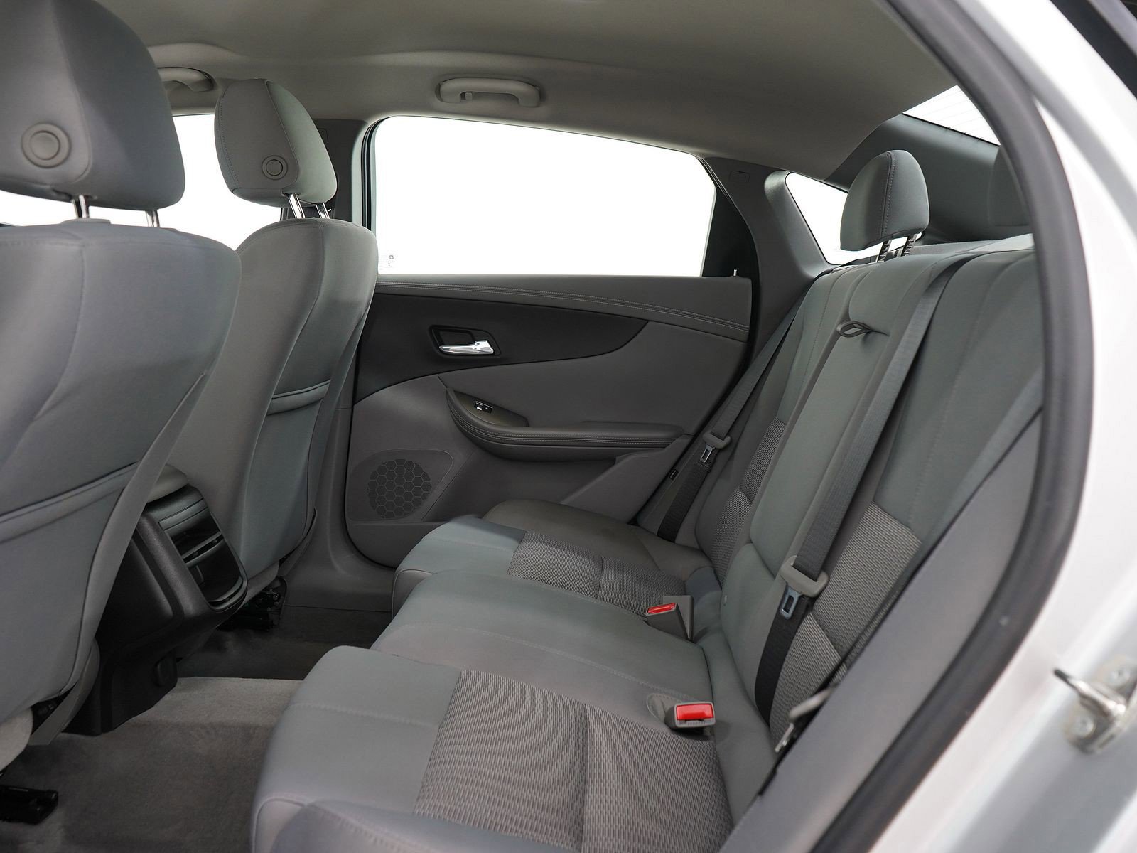 2017 Chevrolet Impala LS photo 14