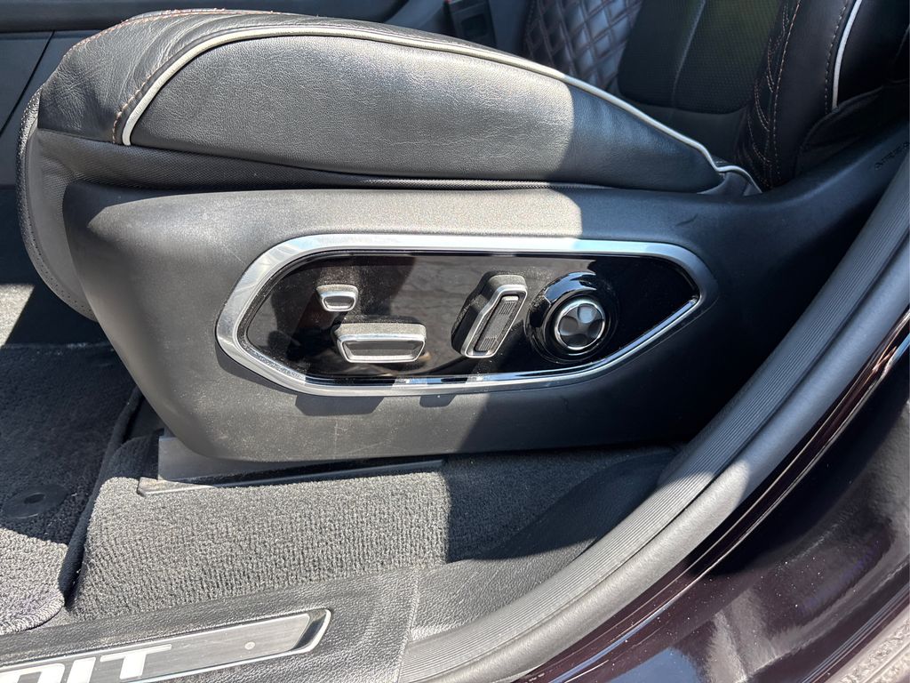 2022 Jeep Grand Cherokee Summit 4xe photo 37