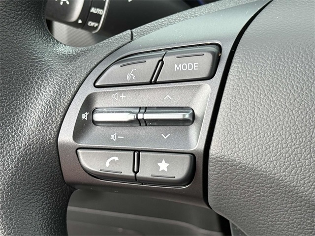 2023 Hyundai Kona SE photo 16