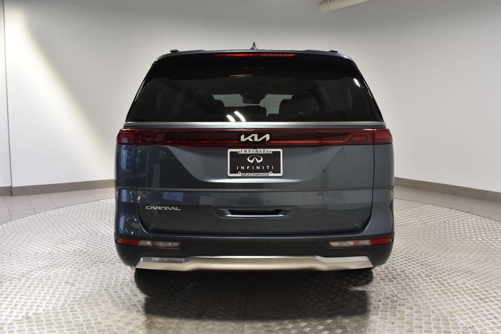 2024 Kia Carnival SX photo 4