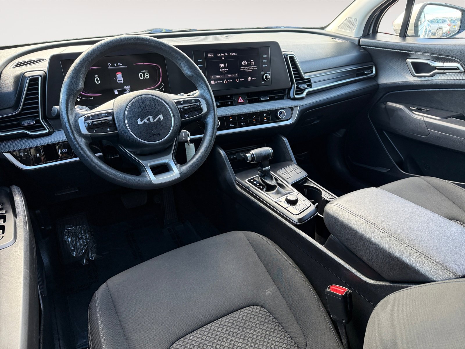 2023 Kia Sportage LX photo 14