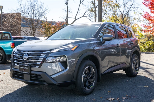 2026 Nissan Rogue SV's photo