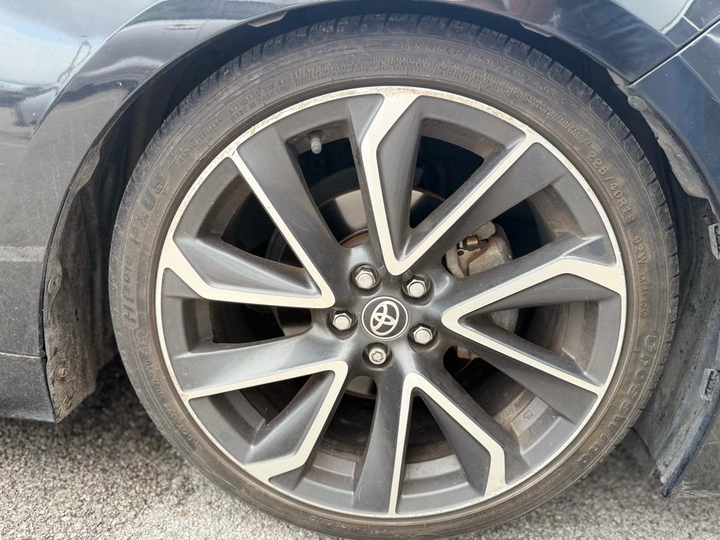 2021 Toyota Corolla SE photo 3