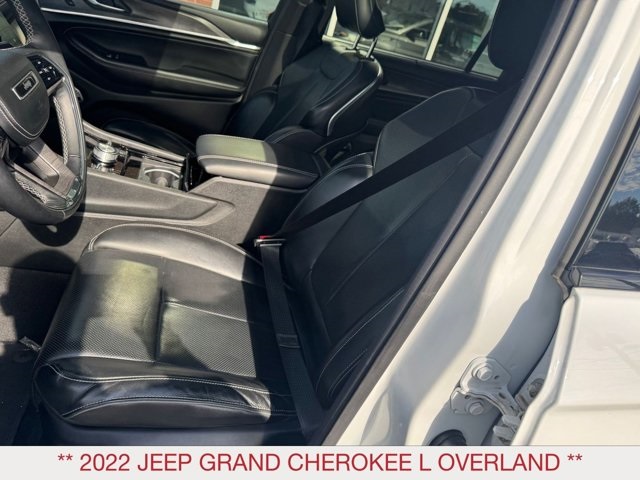 2022 Jeep Grand Cherokee Overland photo 11