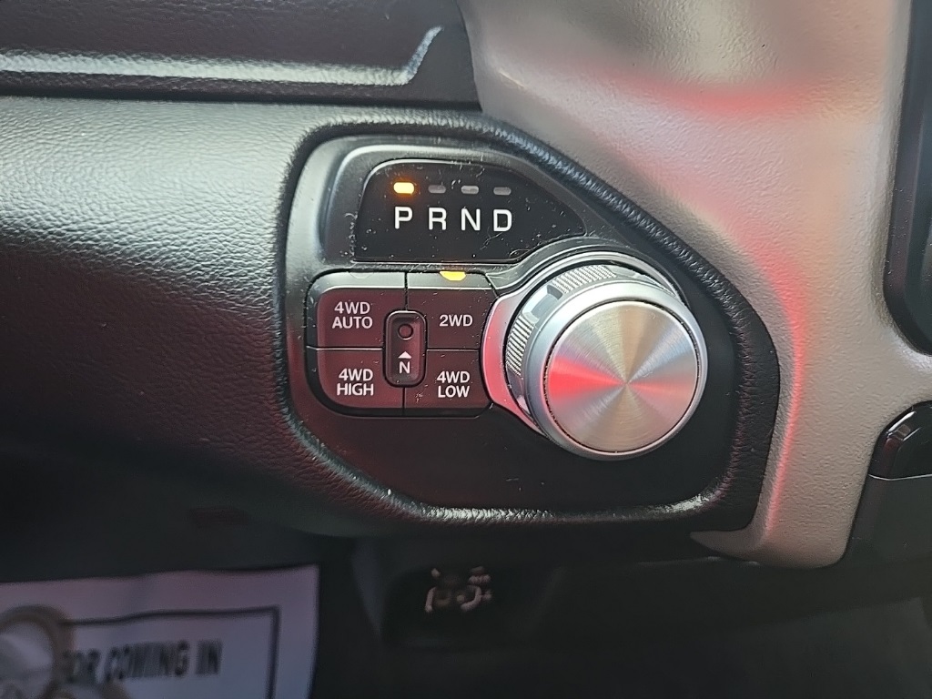 2019 Ram 1500 Laramie photo 18