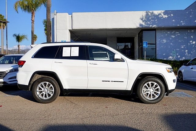 Used 2021 White Jeep Laredo E image 6