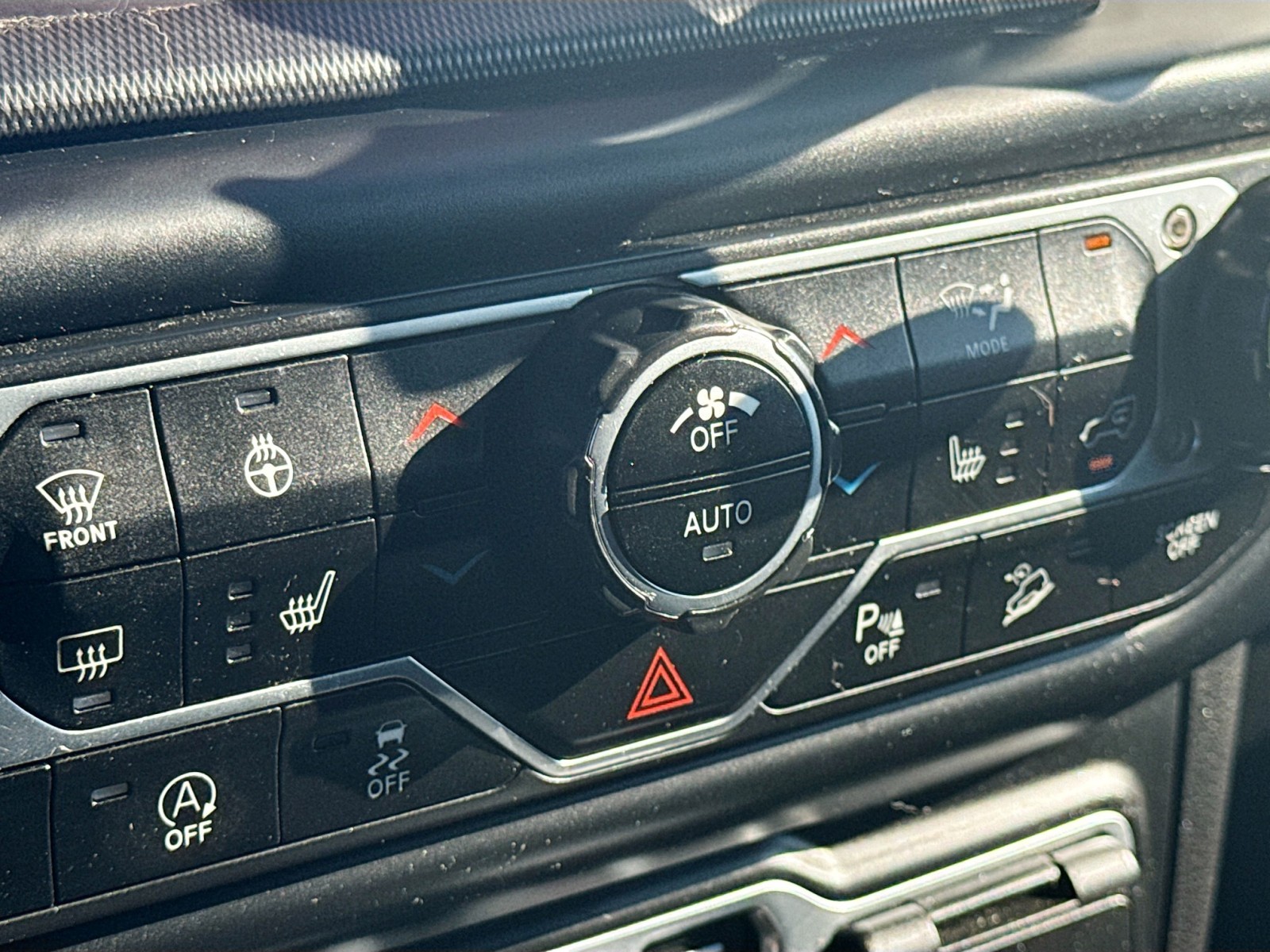 2021 Jeep Wrangler Unlimited Anniversary Edition photo 17