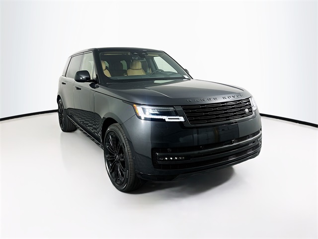 2025 Land Rover Range Rover SE photo 3