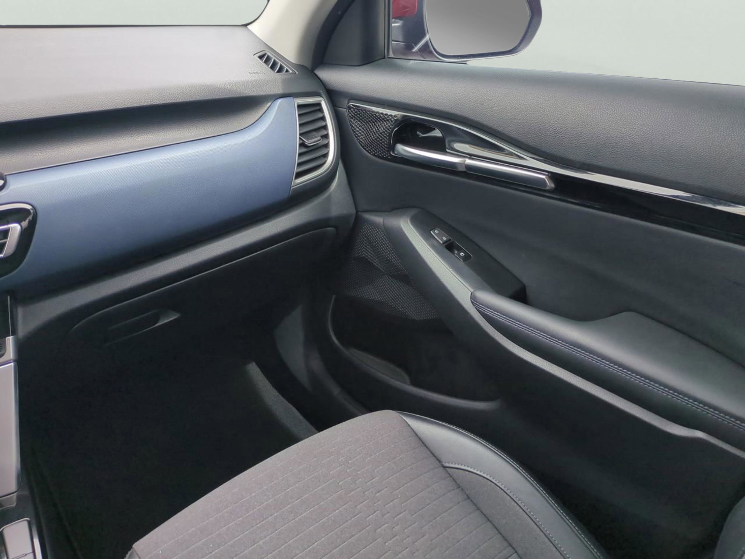 2023 Kia Seltos S photo 16