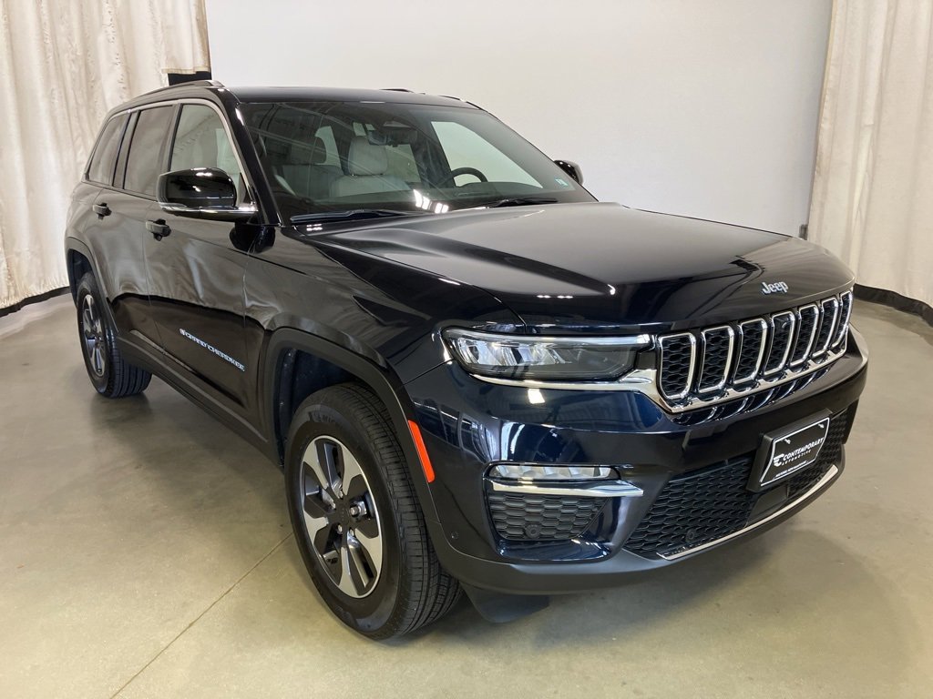 2024 Jeep Grand Cherokee 4xe's photo
