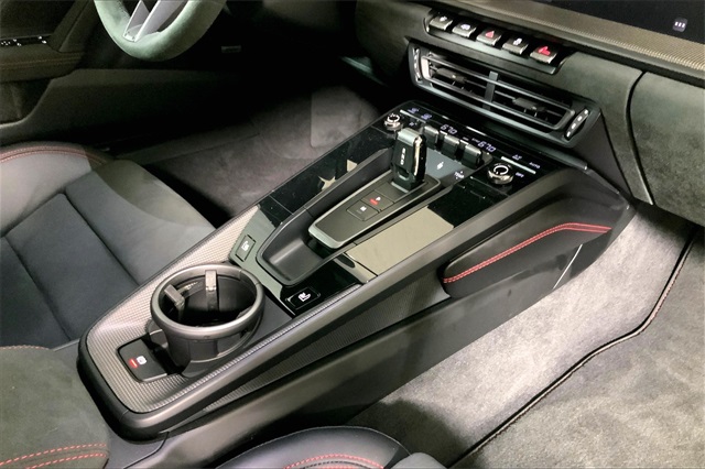 2024 Porsche 911 GTS photo 16