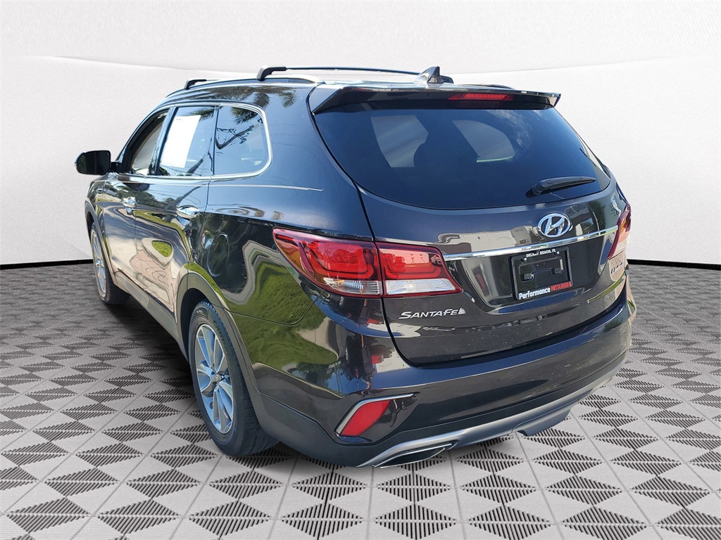 2017 Hyundai Santa Fe Limited photo 3