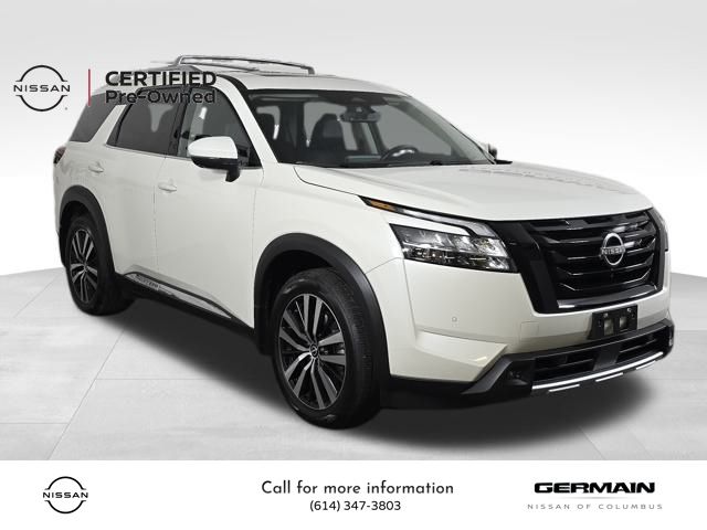 2023 Nissan Pathfinder Platinum photo 3