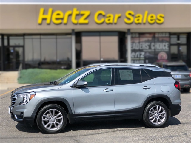 2024 Gmc Terrain SLT photo 2
